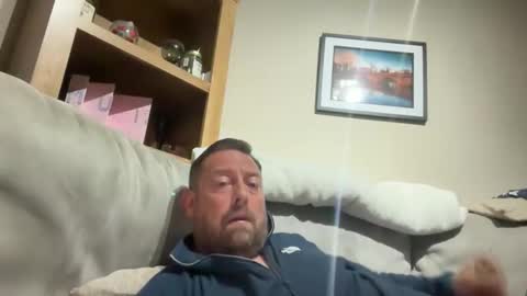 Junky online show from April 29, 2026, 9:32 pm