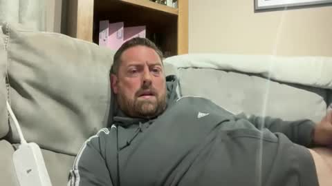 Junky online show from April 30, 2026, 8:48 pm