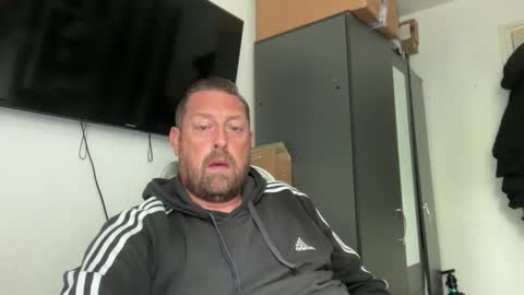 Junky online show from May 3, 2026, 8:31 am