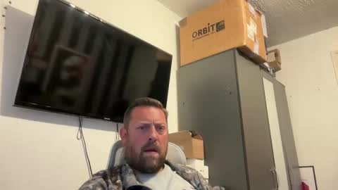 Junky online show from May 9, 2026, 6:35 pm