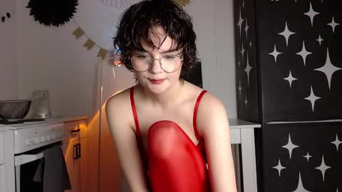 JunneWers online show from December 21, 2025, 5:20 pm