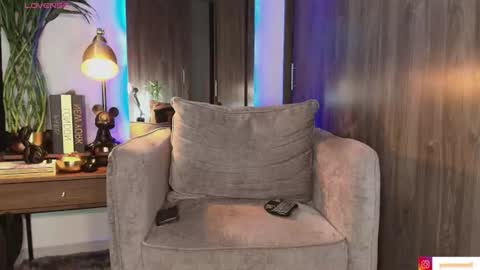 Snapshot of junniormontaner chatting on July 20, 2026, 4:27 am junniormontaner online show from July 20, 2026, 4:27 am