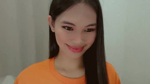 Julia online show from December 9, 2024, 12:40 pm