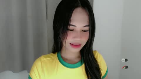 Julia online show from December 17, 2024, 4:00 pm