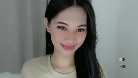 Julia online show from December 22, 2024, 12:05 pm