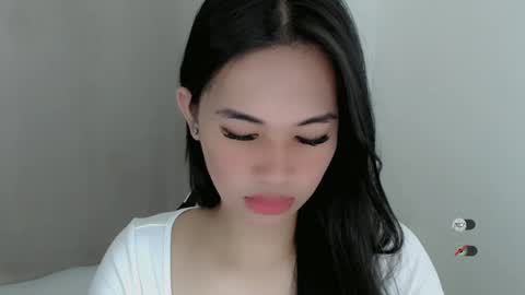 Julia online show from January 5, 2025, 3:11 am