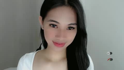 Julia online show from January 6, 2025, 5:59 pm
