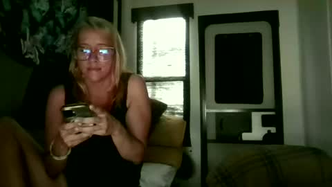 Snapshot of jussnobodybutme chatting on June 12, 2026, 2:05 pm CamperGirl online show from June 12, 2026, 2:05 pm