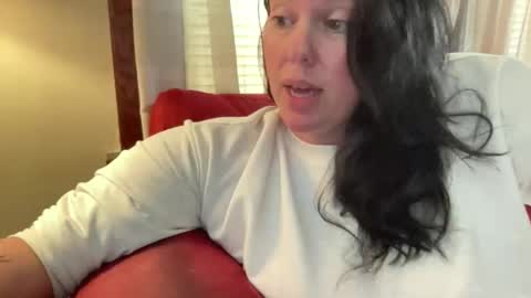 Flirty influncer online show from October 16, 2025, 2:29 pm