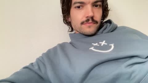 just_a_guy_with_a_big_cock online show from March 5, 2026, 1:40 pm