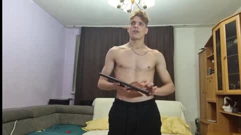 just_alexx12 online show from December 17, 2024, 8:32 pm