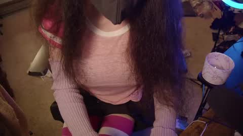 Snapshot of just_desserts_xxx chatting on January 15, 2025, 5:50 am Billie online show from January 15, 2025, 5:50 am