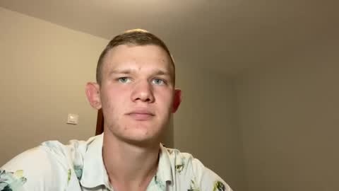 Snapshot of just_for_u_ chatting on September 13, 2025, 3:01 pm Vlad online show from September 13, 2025, 3:01 pm
