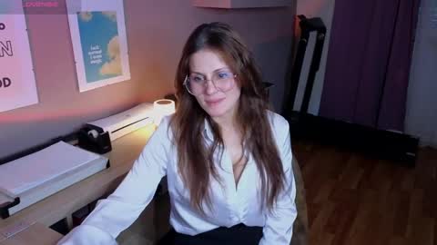 Snapshot of just_honey4u chatting on September 18, 2025, 1:46 pm just_honey4u online show from September 18, 2025, 1:46 pm
