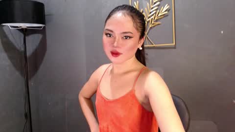 just_julia21 online show from December 6, 2024, 11:54 am