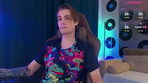 Samuel online show from October 25, 2025, 3:18 pm