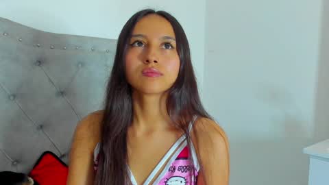 Soffy  online show from January 8, 2025, 5:48 am