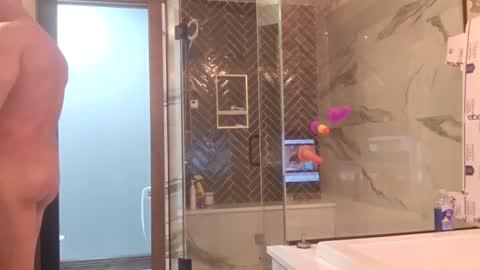 Tohiptwoquit online show from March 19, 2026, 8:18 am