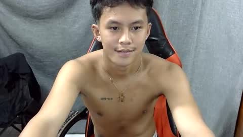 Snapshot of justcallme_james chatting on June 6, 2026, 2:38 am James online show from June 6, 2026, 2:38 am
