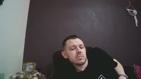 Snapshot of justclickthis chatting on January 18, 2026, 7:45 am justclickthis online show from January 18, 2026, 7:45 am