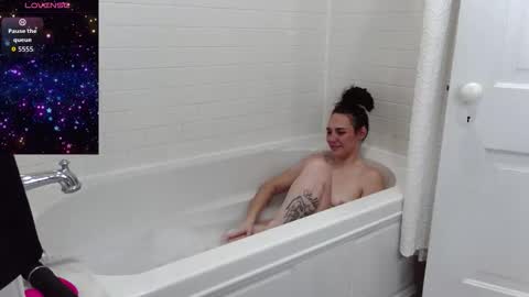 Snapshot of justhavingfunfucking chatting on February 15, 2026, 12:29 am justhavingfunfucking online show from February 15, 2026, 12:29 am