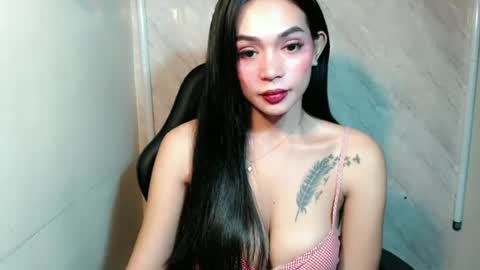 justhewayouare21 online show from June 23, 2026, 7:34 pm
