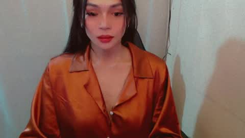 justhewayouare21 online show from August 7, 2026, 12:56 am