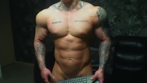 justin clark1 online show from December 19, 2025, 5:25 am