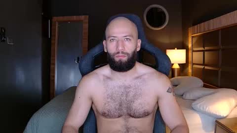 Snapshot of justin_hton chatting on October 28, 2025, 10:41 am Justin online show from October 28, 2025, 10:41 am