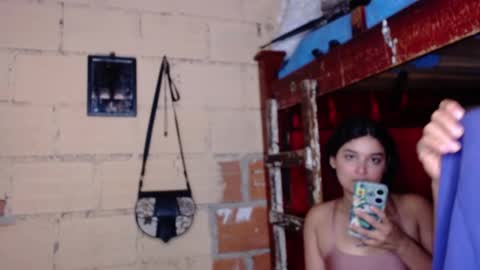 JUSTIN Y JAZMIN online show from February 5, 2026, 7:51 pm