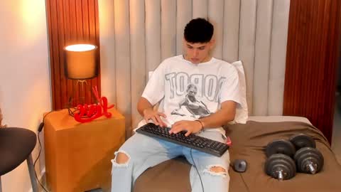 justin online show from February 8, 2025, 5:50 pm