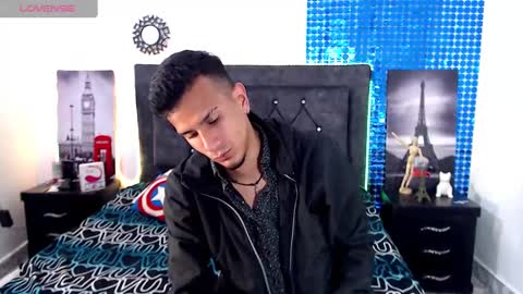 Snapshot of justin_melendez chatting on December 24, 2024, 10:39 pm JUSTIN online show from December 24, 2024, 10:39 pm