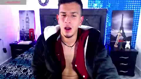 Snapshot of justin_melendez chatting on January 6, 2025, 8:03 am JUSTIN online show from January 6, 2025, 8:03 am