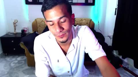 Snapshot of justin_melendez chatting on September 10, 2025, 11:05 pm JUSTIN online show from September 10, 2025, 11:05 pm