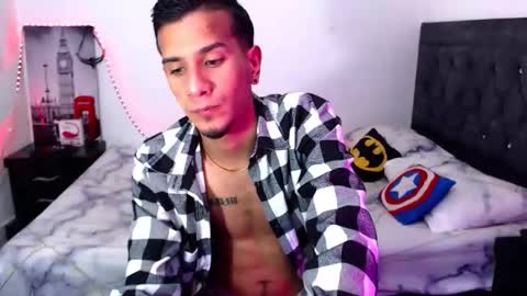 Snapshot of justin_melendez chatting on September 29, 2025, 3:44 am JUSTIN online show from September 29, 2025, 3:44 am