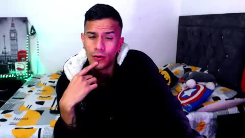 Snapshot of justin_melendez chatting on October 12, 2025, 3:27 am JUSTIN online show from October 12, 2025, 3:27 am