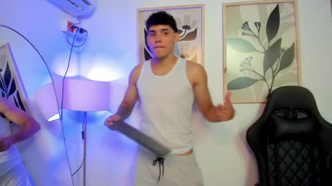 justin_payn14 online show from April 25, 2026, 2:36 pm