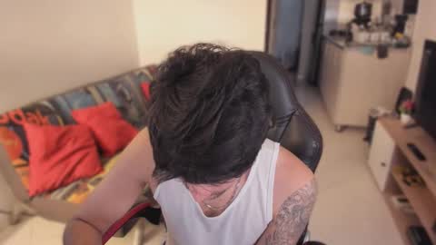 Diego online show from October 20, 2025, 9:37 pm