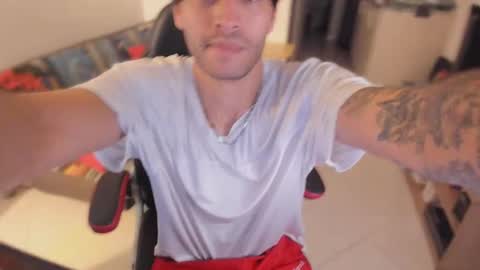 Diego online show from November 4, 2025, 10:42 pm