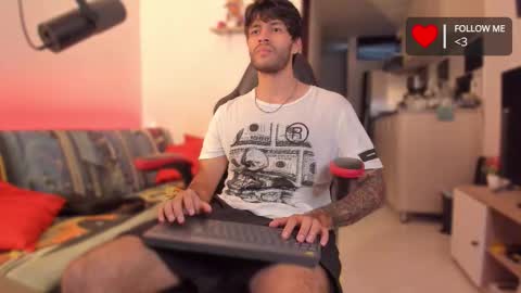 Diego online show from November 27, 2025, 10:23 pm