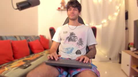 Diego online show from December 2, 2025, 9:54 pm