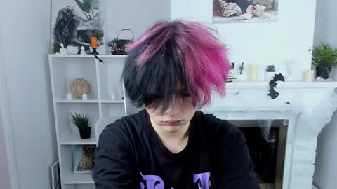 JUSTIN online show from October 29, 2025, 12:40 pm