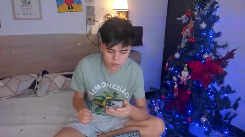 Justin online show from December 19, 2025, 12:45 pm