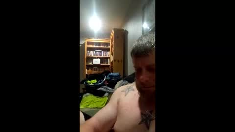 justincase8669 online show from April 15, 2026, 6:53 am