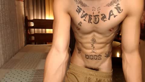 Snapshot of justine_hunk chatting on December 23, 2024, 11:49 pm justine_hunk online show from December 23, 2024, 11:49 pm