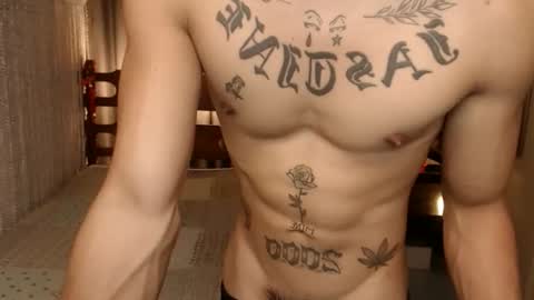 justine_hunk online show from February 21, 2026, 1:34 pm