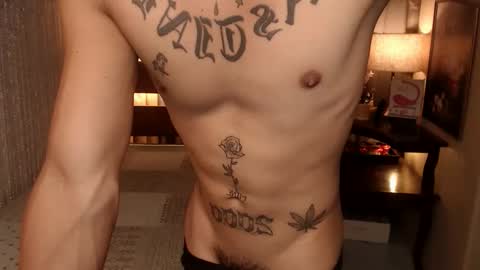 justine_hunk online show from May 2, 2026, 5:29 pm