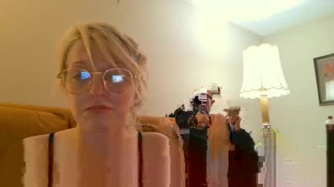 Snapshot of justinekly chatting on October 13, 2025, 10:37 am June Bug online show from October 13, 2025, 10:37 am