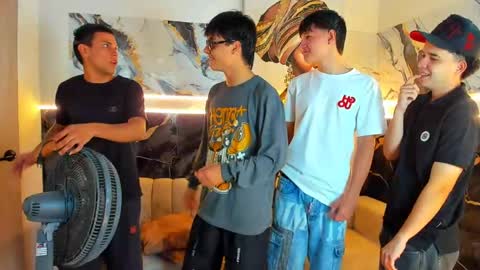 justingtime21 online show from May 16, 2026, 9:24 pm