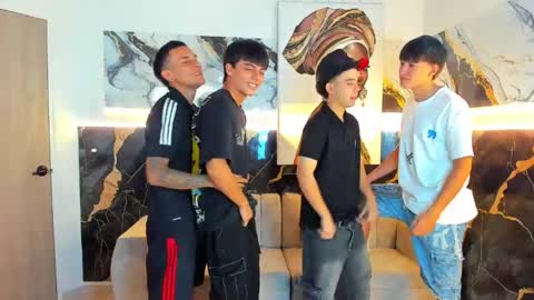 justingtime21 online show from May 20, 2026, 9:43 pm